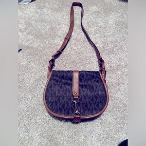 Michael Kors large Jamie saddle bag like new shape.